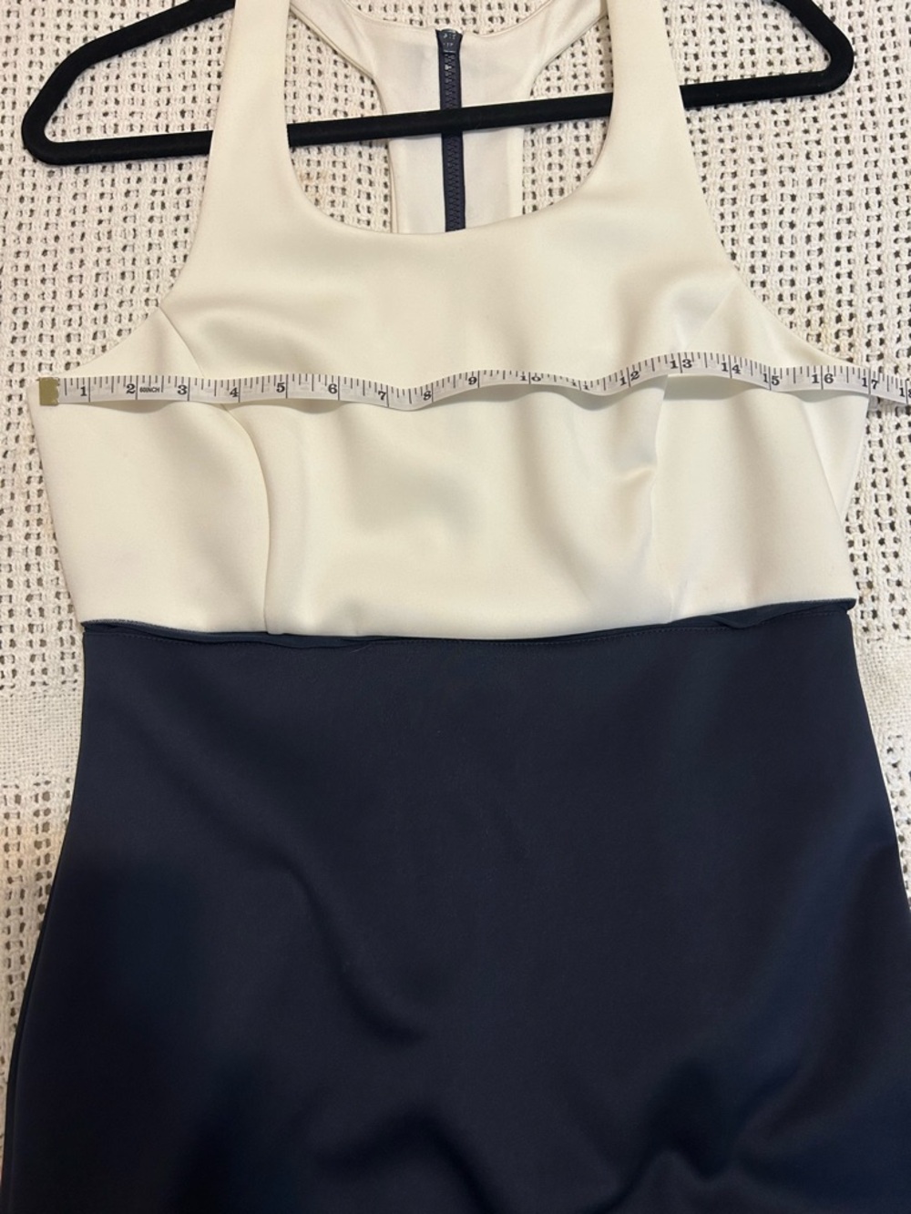 Guess Two-Tone Racerback Sheath Mini Dress in White and Navy Size 12 - Picture 4 of 8
